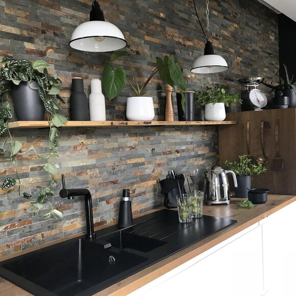 SMEG 50's Retro Style Electric Water Kettle with Automatic Shutoff - Picture 6 of 8